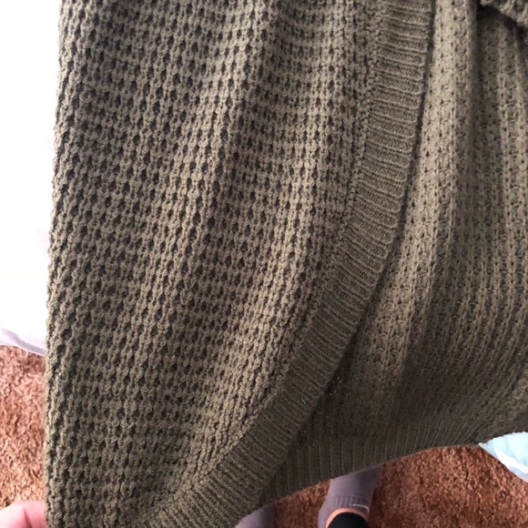 Charlotte Russe Cardigan - Picture 4 of 4